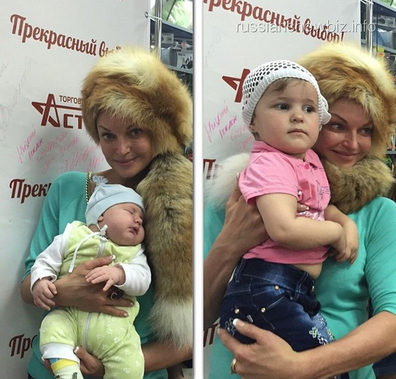Анастасия Волочкова с детьми