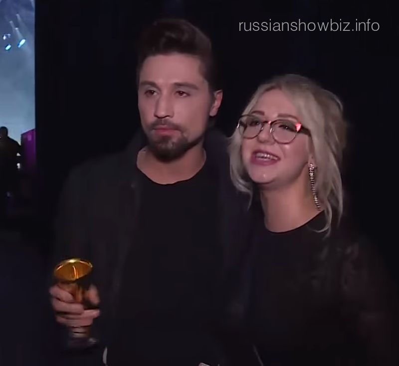     ( -  RU.TV)