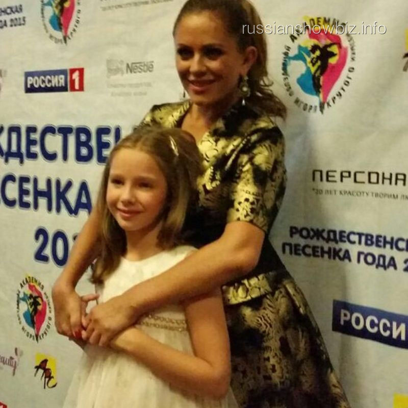 Юлия Началова с дочерью